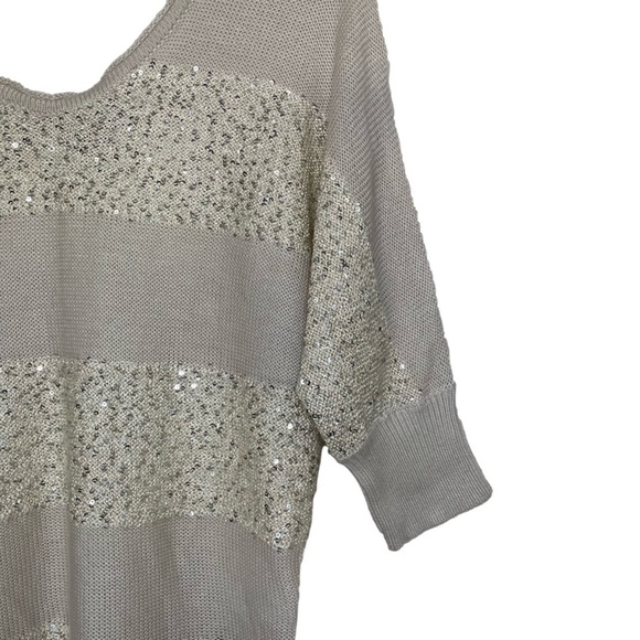 Express Sequined Sheer 3/4 Sleeve Knit Top XS Beige Cream V-Neckline - Picture 7 of 7